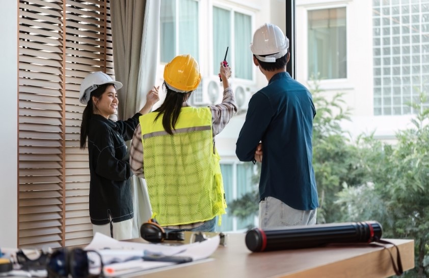 Ev Yenilemede Proje Koordinatörü Ne Yapar? Tadilat Sürecinin Görünmeyen Gücü